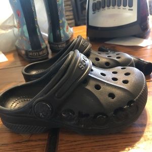 7c crocs